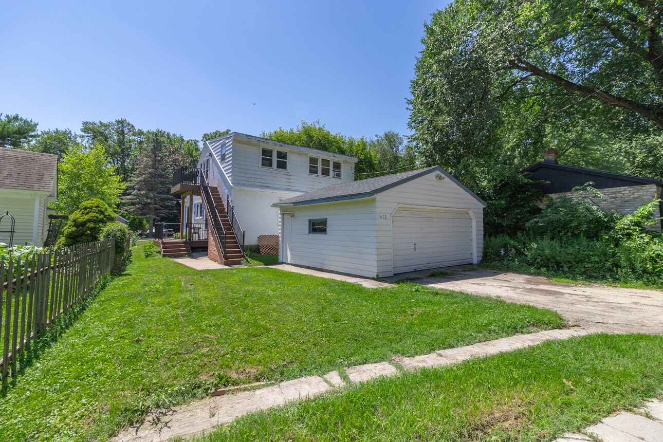 Building Photo - 412 Bircher Ave