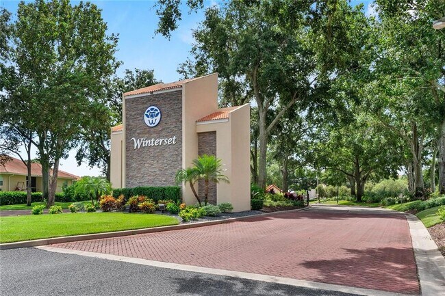 Building Photo - 8401 Waterview Way