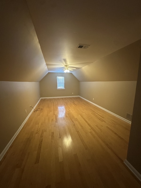 Building Photo - 6703 Einat Cove