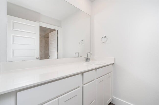 Building Photo - 7213 Harmony Shoals Bnd