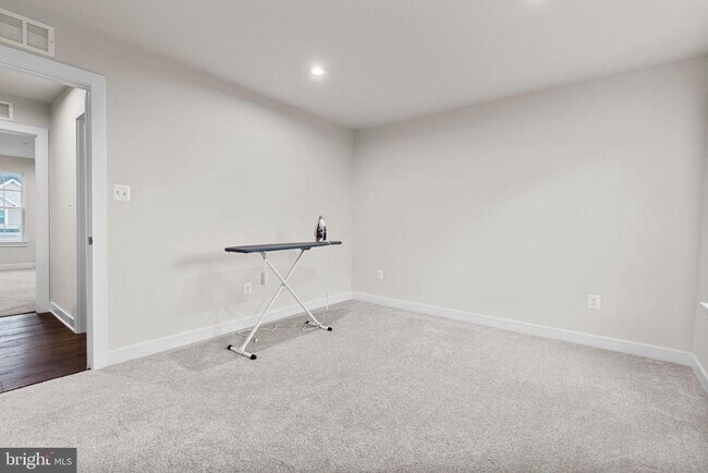 Building Photo - 12105 Empire Ln