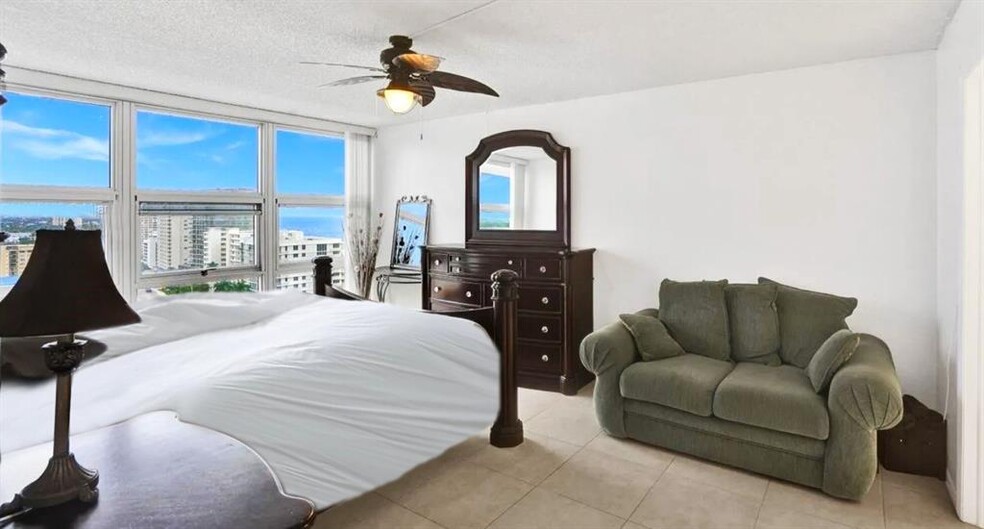 Building Photo - 531 N Ocean Blvd