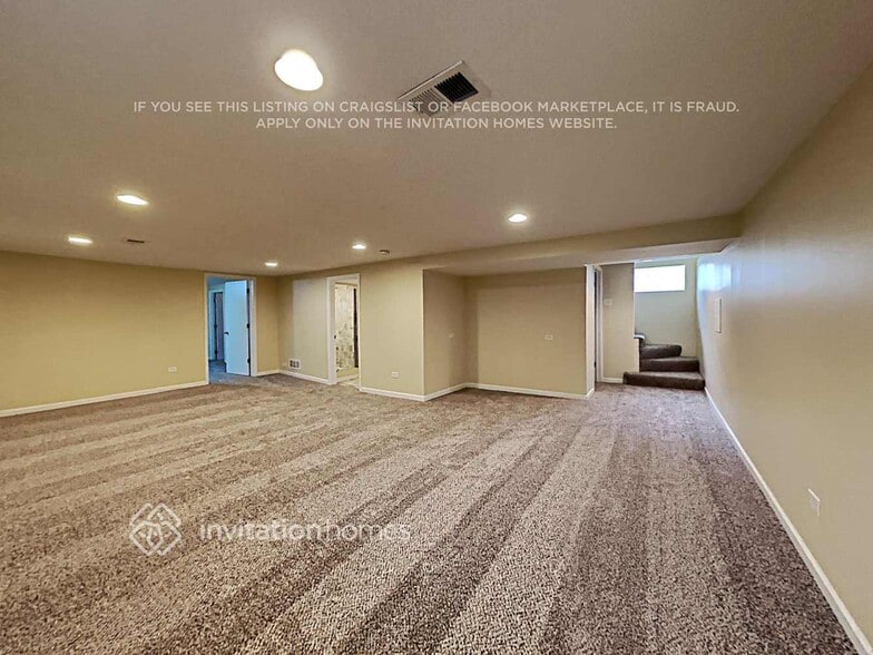 Building Photo - 557 Sumac Rd