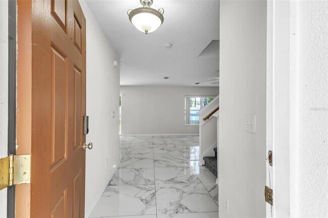 Building Photo - 81 Panorama Dr