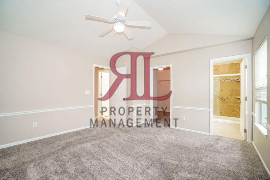 Building Photo - 106 Portrait Cir