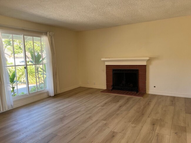 Building Photo - Great Location. 3 Bedroom Home