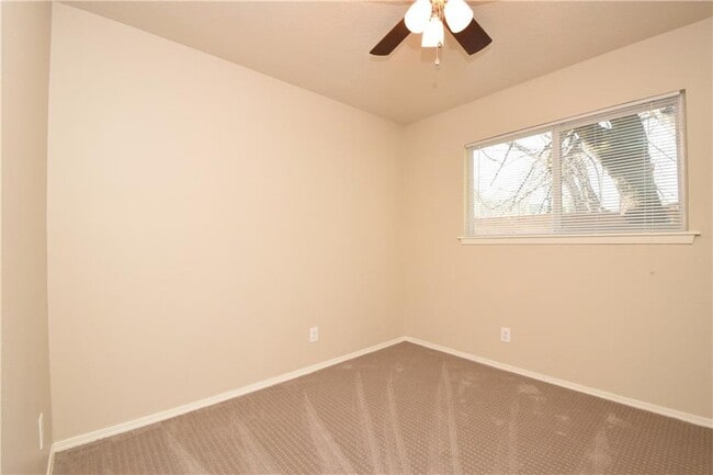 Building Photo - 6400 Brookside Dr