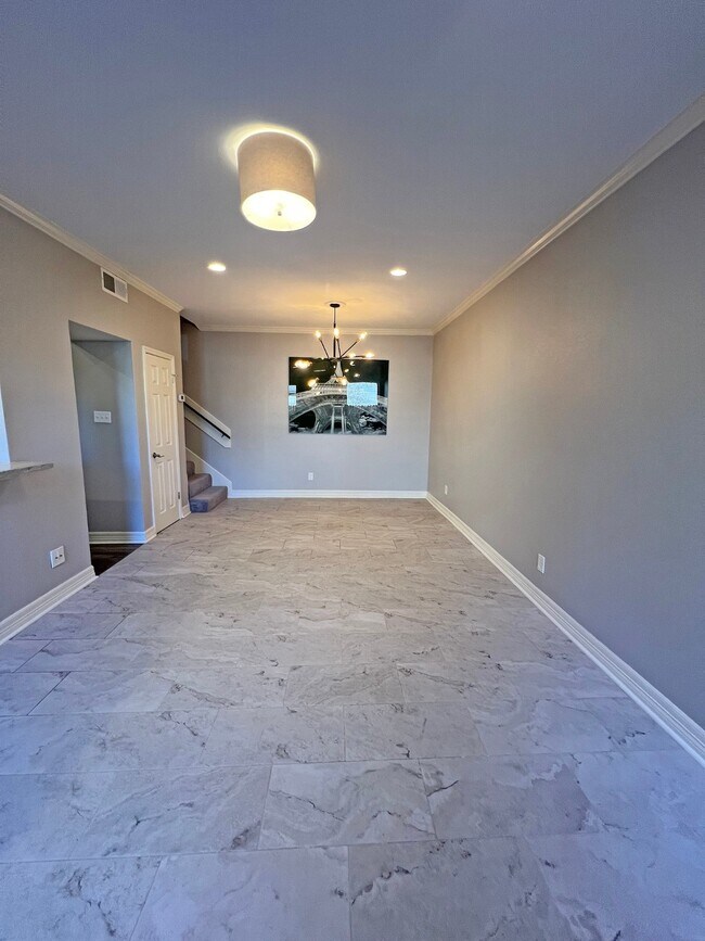 Building Photo - 1201 McDuffie St