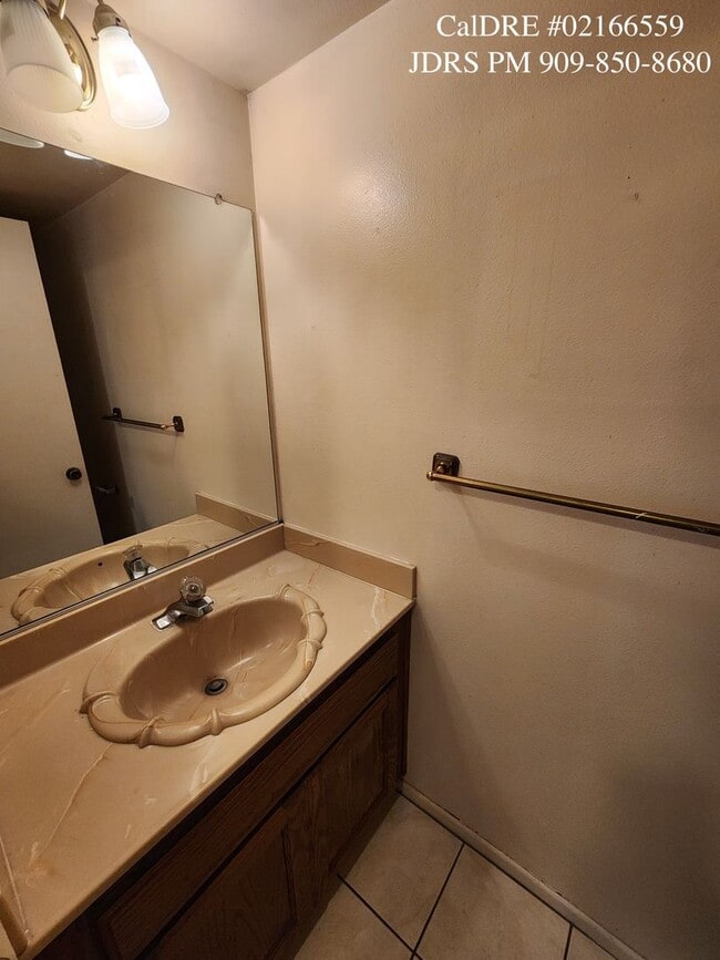Building Photo - Baldwin Park 3 Bedroom Home