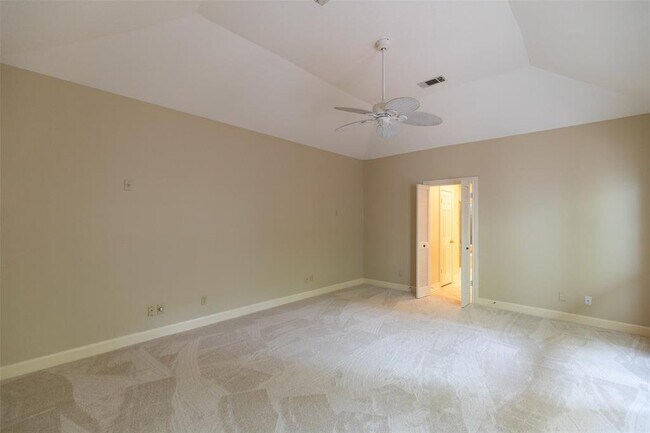 Building Photo - 9559 Doliver Dr