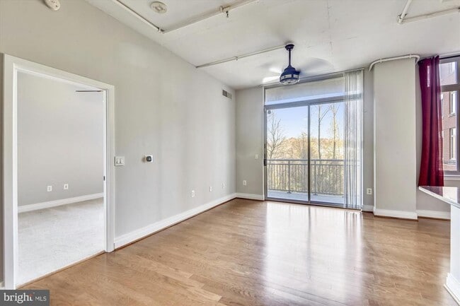 Building Photo - 4480 Market Commons Dr
