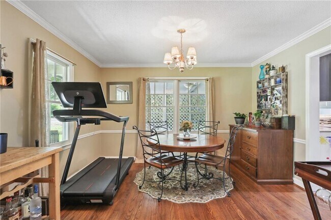 Building Photo - 2873 Briarcliff Rd NE