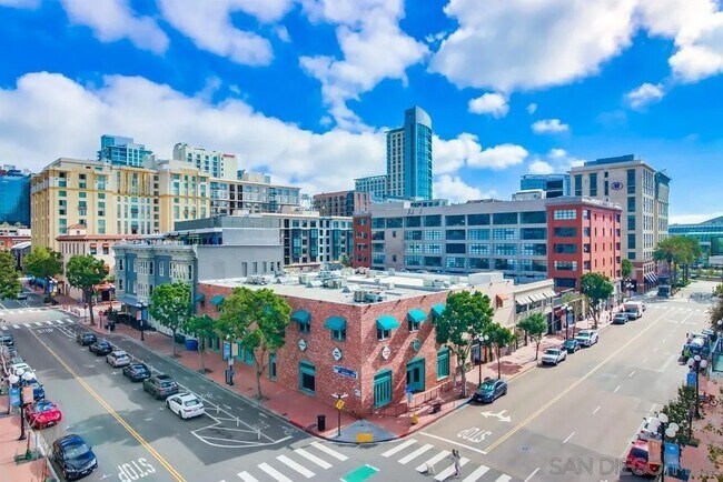 Building Photo - 330 J St