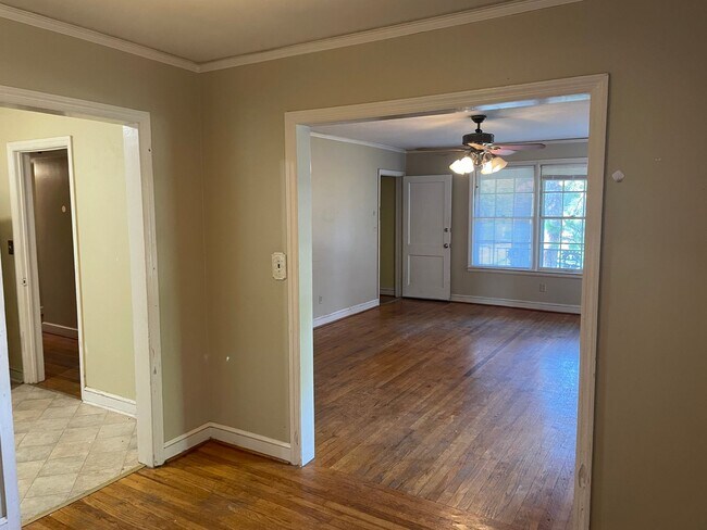 Building Photo - 108 Calhoun Rd