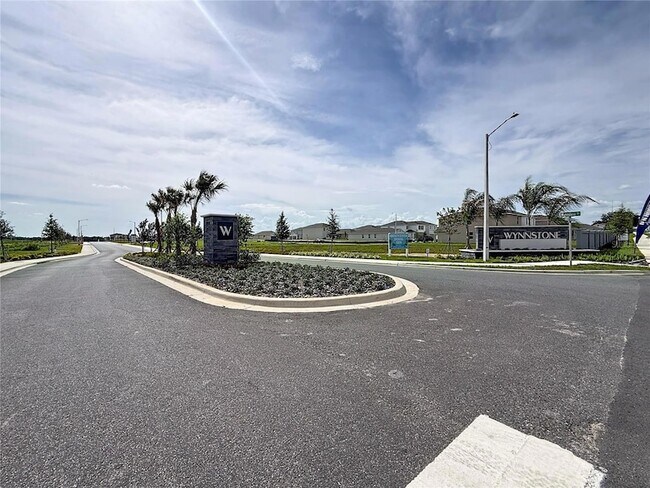 Building Photo - 3660 Rolling Rdg Bnd