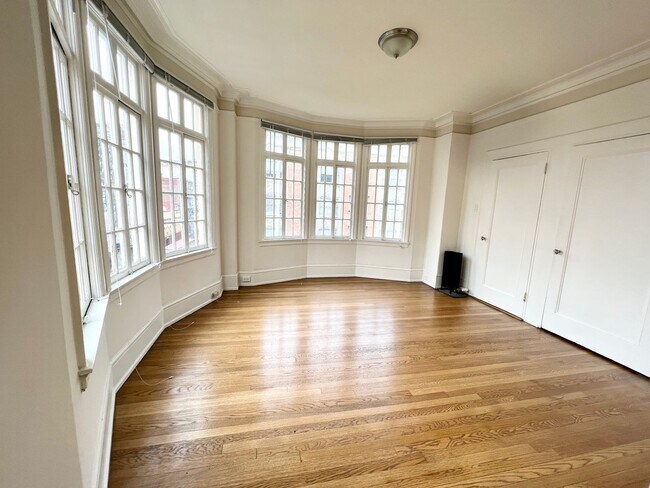 Primary Photo - Brand new Studio near Downtown