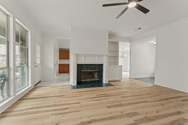 Building Photo - 18516 Lakefield Ave