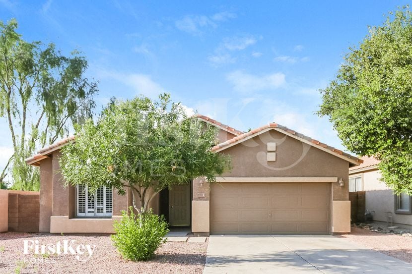 Primary Photo - 15913 W Ventura St