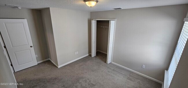 Building Photo - 39 Starnberg Ct