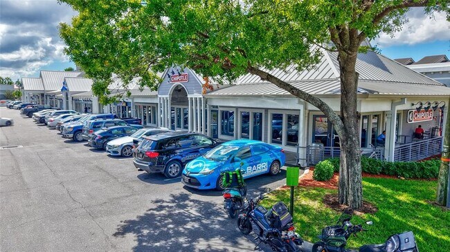 Building Photo - 410 S Armenia Ave