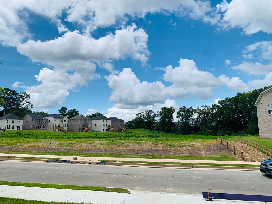 Building Photo - 134 Green Love Ln