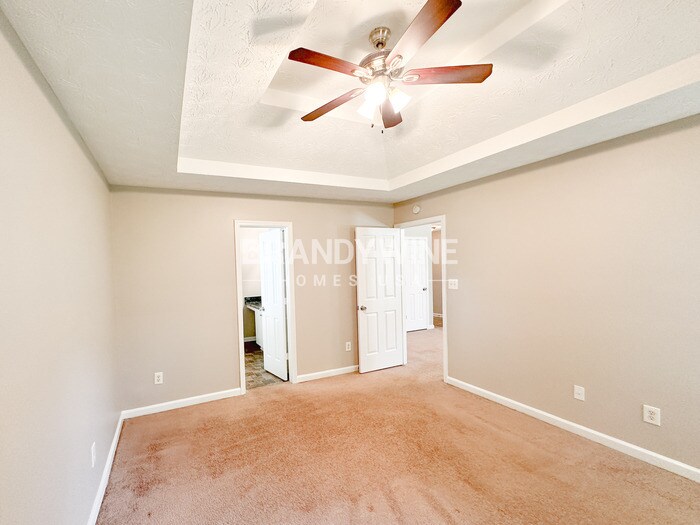 Building Photo - 3264 Sugar Creek Trce