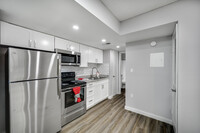 Building Photo - Greenbriar Apartments