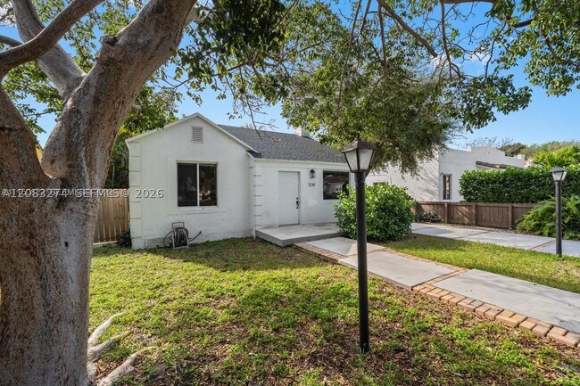 Building Photo - 534 NW 50th St