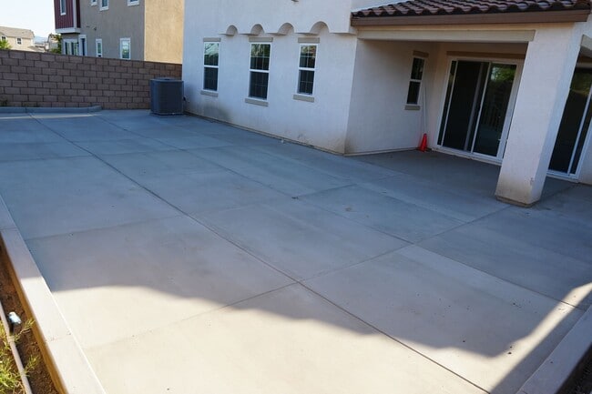 Building Photo - Luxurious Brand-New Home in Ontario Ranch ...