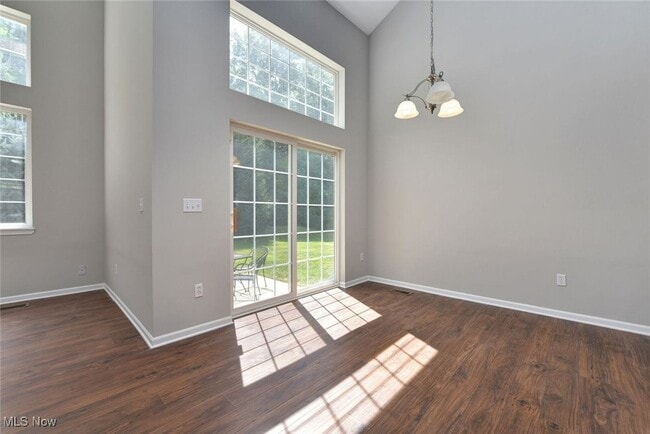 Building Photo - 29301 Hummingbird Cir