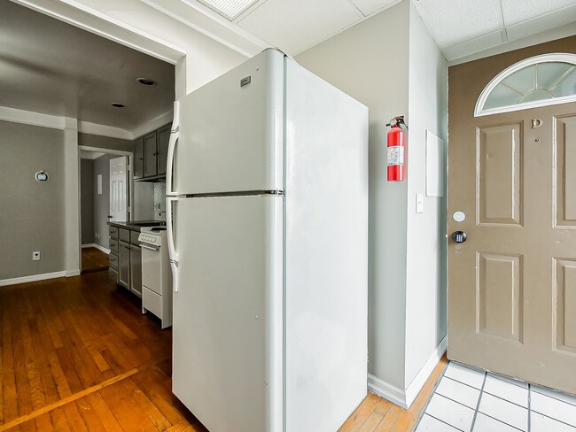 Building Photo - 3170 Dixie Hwy