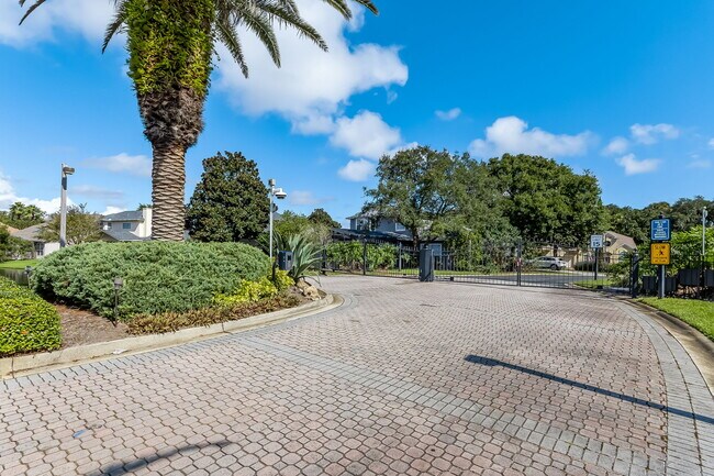Building Photo - 140 Oceans Edge Dr