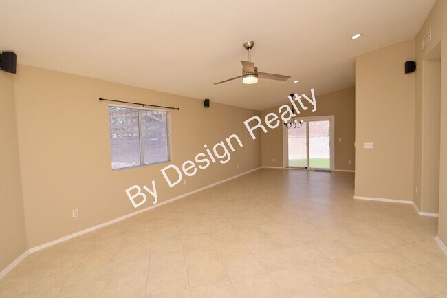 Building Photo - West Tucson 3 Bed 2 Bath with Den