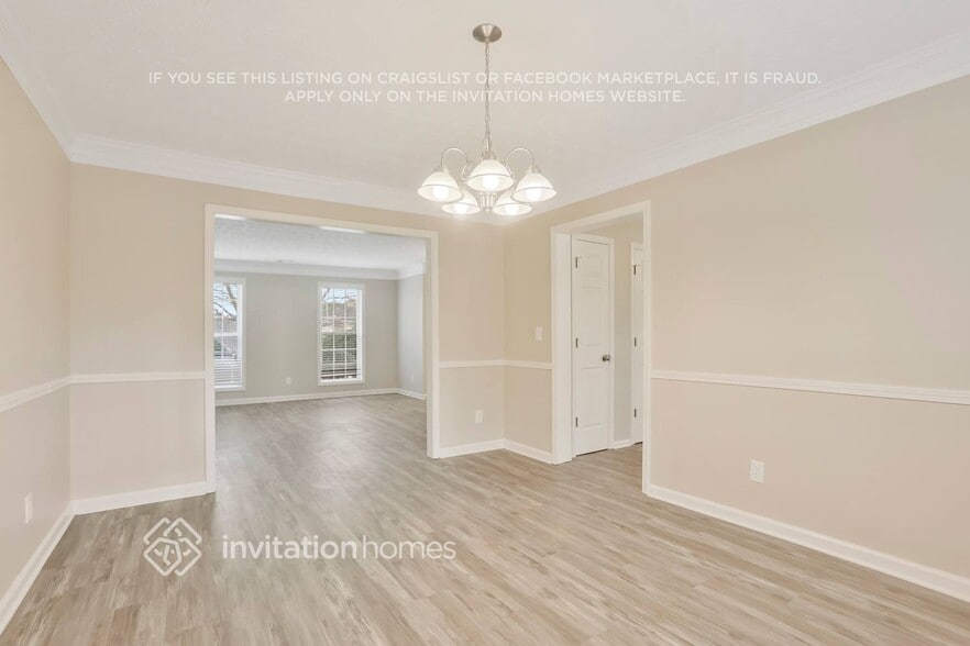 Building Photo - 3422 Kittery Dr SW