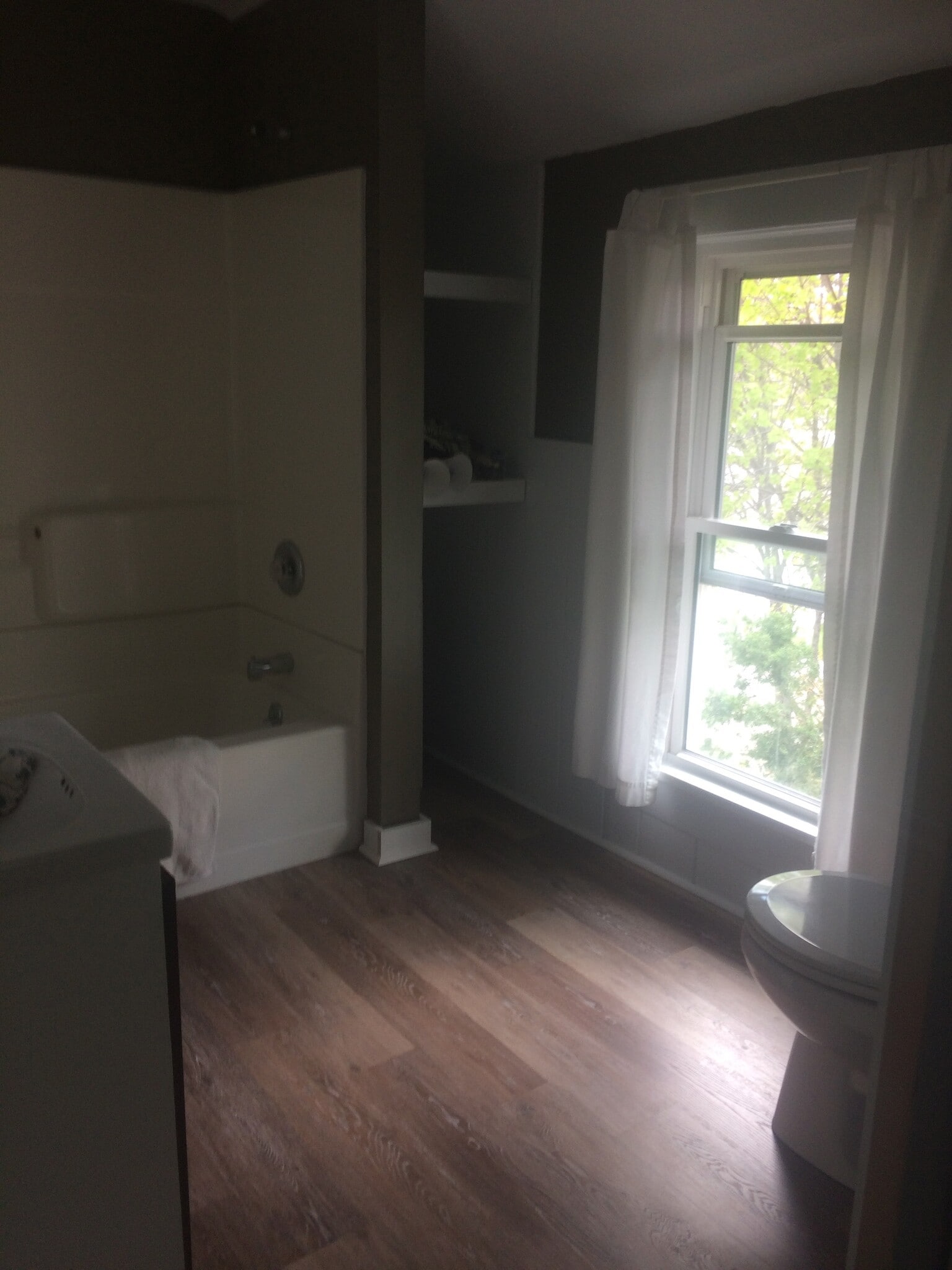 bathroom - 47 Prospect St