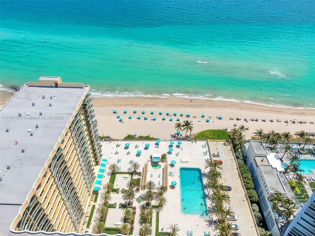 Building Photo - 2501 S Ocean Dr