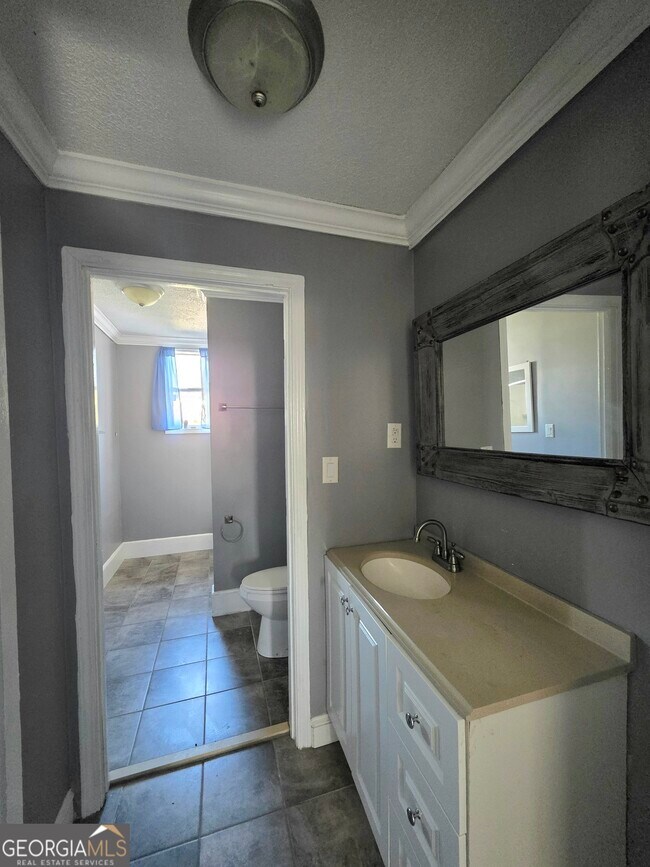 Building Photo - 1492 Virginia Ave