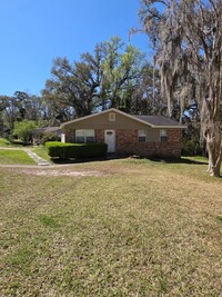 Building Photo - Charming 3-Bedroom Home in Tallahassee