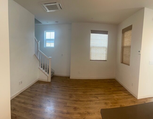 Building Photo - 475 Tailoff Ln