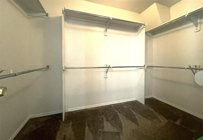 Building Photo - Plank Floors & Modern Comforts!" "Corner Fireplace, Split Bedrooms & a Master Retreat You’ll Love!"