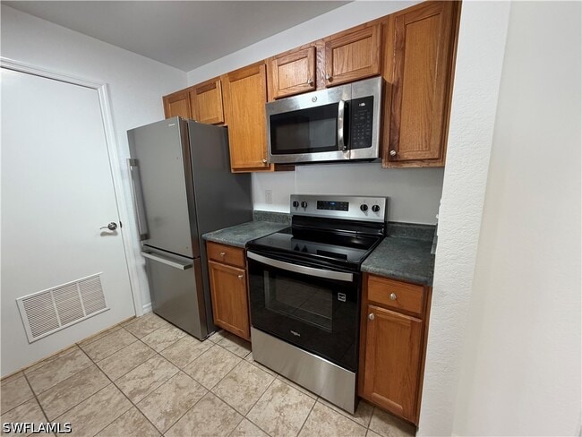 Building Photo - 14885 Pleasant Bay Ln
