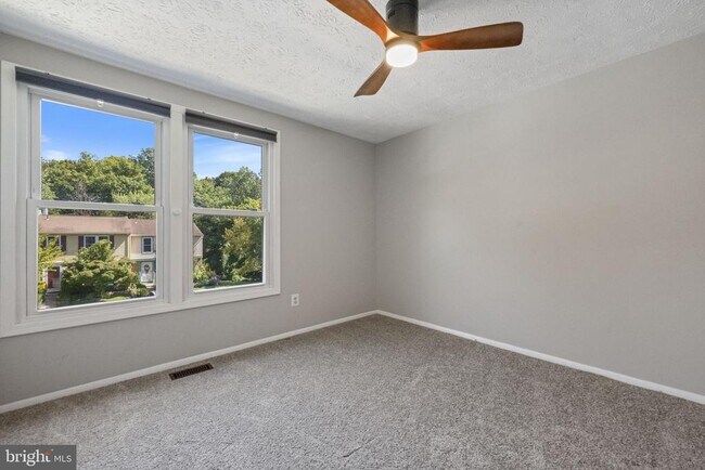 Building Photo - 7406 Golden Horseshoe Ct