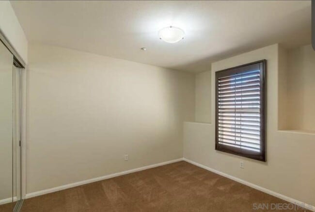 Building Photo - 1625 Filaree Dr