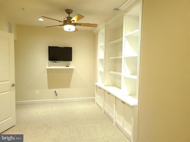 Building Photo - 11402 Ridgeline Rd