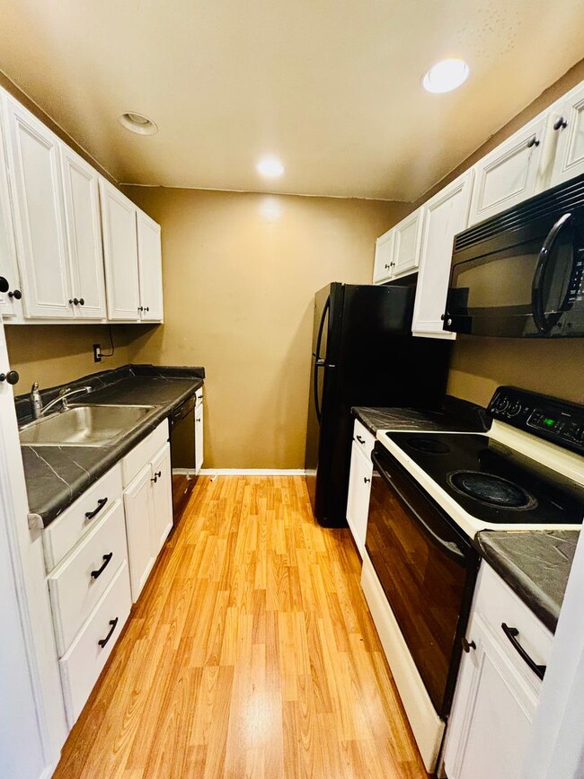 Building Photo - 20 Dougherty Blvd