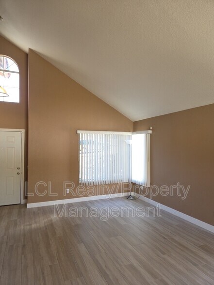 Building Photo - 22817 Windwood Ln