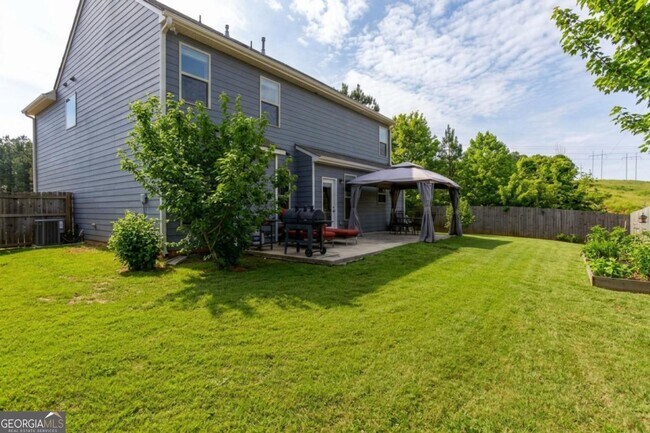 Building Photo - 7999 Dawson Ln