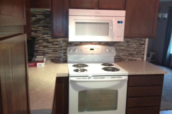 Updated kitchen - 908 4th Ave E