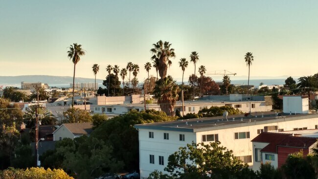 View to SM Bay. - 931 Euclid St