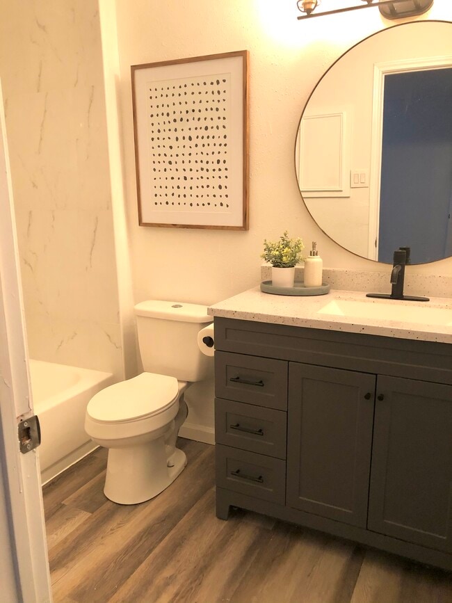 Building Photo - 11511 Kirkvalley Dr